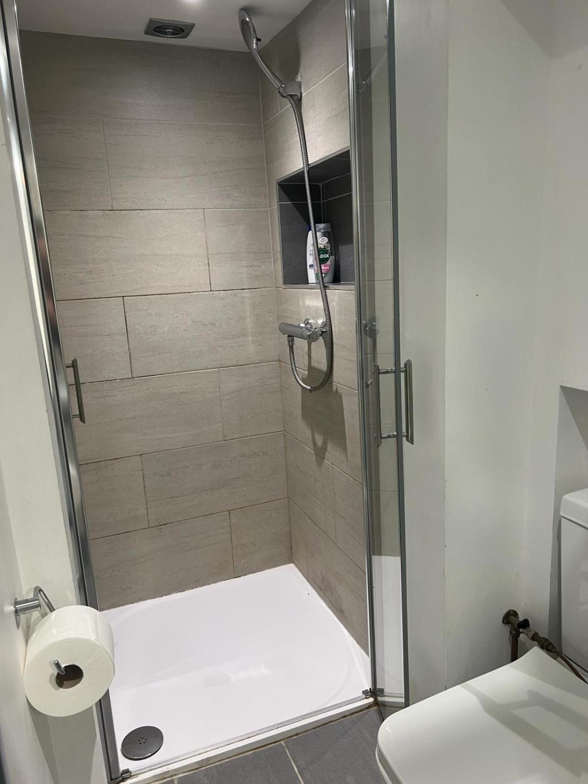 Comfy Private Bedrooms In Euston, Central 런던 외부 사진
