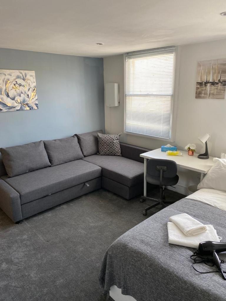 Comfy Private Bedrooms In Euston, Central 런던 외부 사진